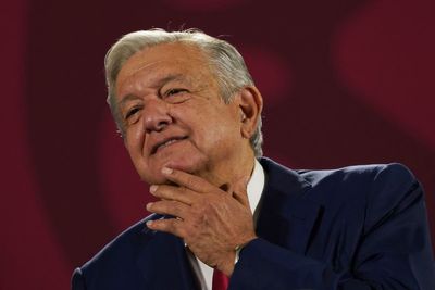 Mexico president insists relations with Spain still 'paused'