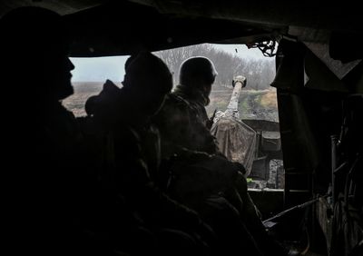 Russia installs shield over Zaporizhzhia nuclear storage site