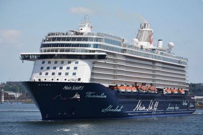 Second cruise ship arrives at Samui