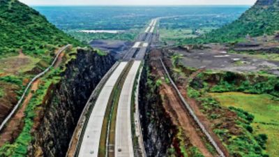 Over 50,000 vehicles take Maharashtra's prosperity corridor within six days