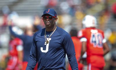 Deion Sanders delivers emotional speech before Jackson State’s bowl game