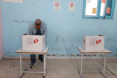 Tunisian opposition calls on president to quit after low turnout election