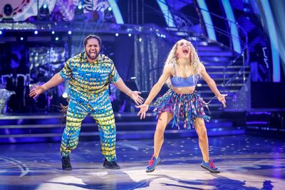 Hamza Yassin and Jowita Przystal are named winners of Strictly 2022