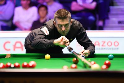 Mark Selby to face Luca Brecel in English Open final
