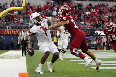 Washington State’s Cam Ward stepped out of the end zone and immediately got the Dan Orlovsky treatment