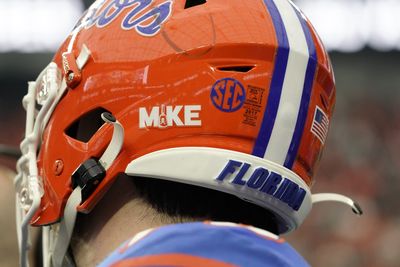 Florida extends streak without being shut out to 436 games, barely