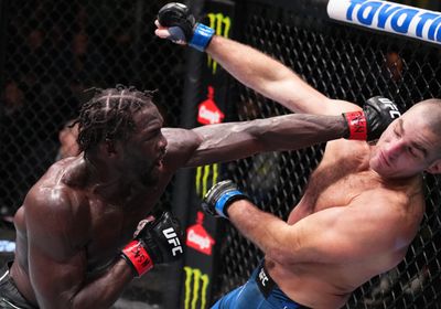 UFC Fight Night 216 results: Jared Cannonier takes split decision in evenly matched main event with Sean Strickland