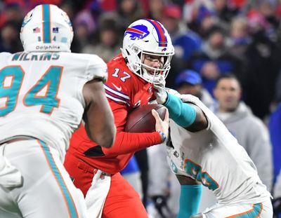 Josh Allen’s leaping 2-point conversion ties game for Bills