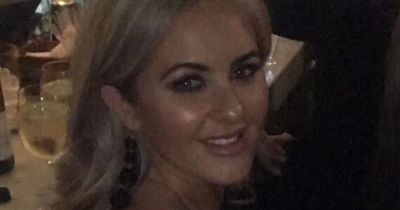 Hairdresser turns home into magical gingerbread house for just £86