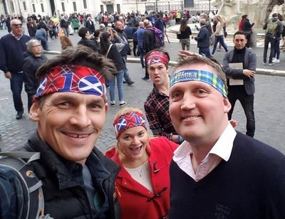Doddie Weir's teammate pledges to keep fundraising in Scots legend's memory