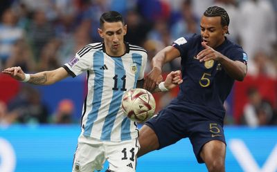 Argentina hand Angel Di Maria start for World Cup final against France