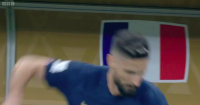 Olivier Giroud in furious reaction to Didier Deschamps World Cup final call as striker given early France hook