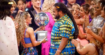 Strictly's Jowita Przystał pays tribute to Hamza Yassin after lifting glitterball trophy