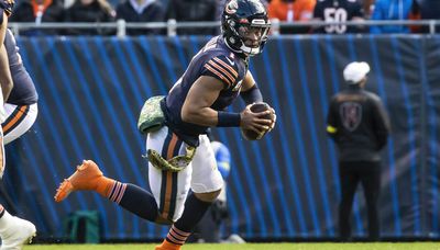 Bears’ Justin Fields breaks Bobby Douglass’ franchise record for QB rushing