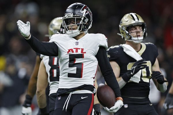 Saints sweep the Falcons, tie up all-time record in NFL's best rivalry