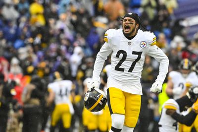 Should the Steelers cut LB Marcus Allen?