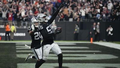 One too many laterals gives Raiders a bizarre win over the Patriots