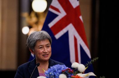 Australia foreign minister to visit China as diplomatic ties improve