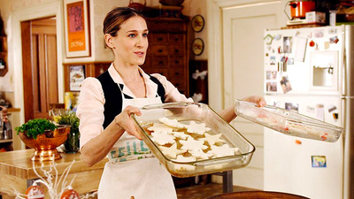 Fool Your Fam Into Thinking You’re Loaded With These 6 Easy Hacks For A Cheap Chrissy Lunch