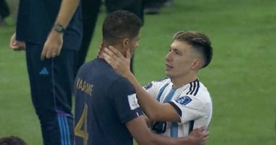 What Manchester United player Lisandro Martinez did at full-time in Argentina vs France World Cup final