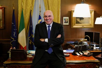 Italy defence minister demands equal weight in UK, Japan fighter partnership