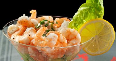 Chef shares right way to make prawn cocktails as two mistakes 'ruin the dish'