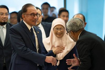 Malaysian Prime Minister Anwar sails through confidence vote