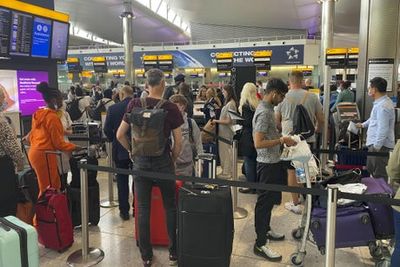 Heathrow chaos as passengers wait hours to retrieve bags ahead of Border Force strikes