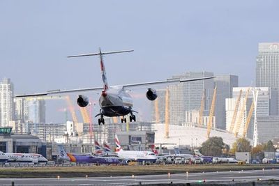 London City Airport wants to expand flight hours and add 3 million customers a year