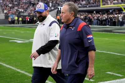 Winners and losers from Patriots’ shocking defeat in Las Vegas