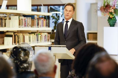 Dutch PM apologises for 250 years of slavery