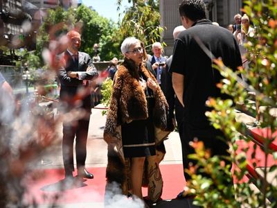 Hint on raising age as Vic parliament sits