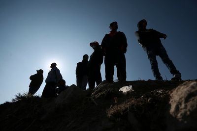 States appeal to Supreme Court to keep immigration limits