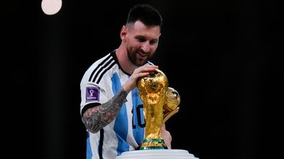 Lionel Messi Snubs ‘Salt Bae’ During World Cup Celebrations