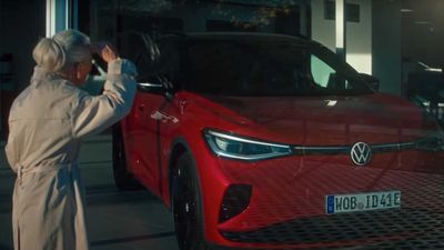 Funny VW ID.4, ID.5 GTX Commercial Continues Story From 12 Years Ago