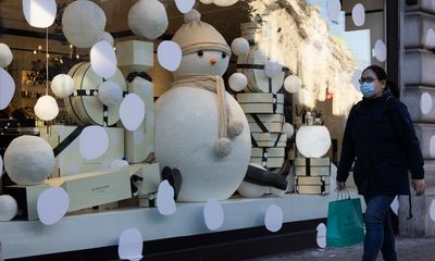 UK retailers, restaurants and clubs brace for tough run-up to Christmas