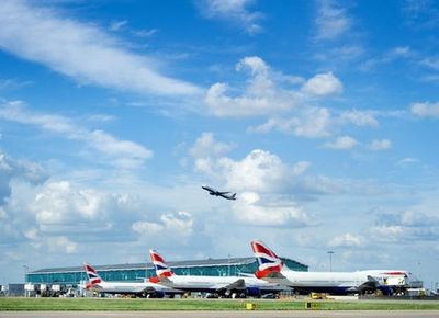 BA apologises after ‘technical issue’ sparks global delays