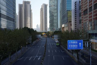 How many people might die, and why, under relaxed China COVID curbs