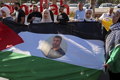 Palestinian prisoner diagnosed with cancer dies in Israel custody