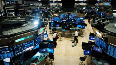 Stock Futures Lower, Housing Starts, SBF, FedEx, Nike - Five Things to Know