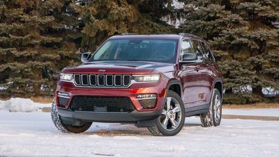 Jeep Grand Cherokee Two-Row Drops The V8 Engine