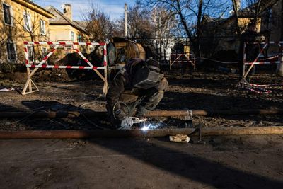 Endless cycle of destruction and repair for Ukraine's energy workers
