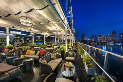 12 best bars in Singapore
