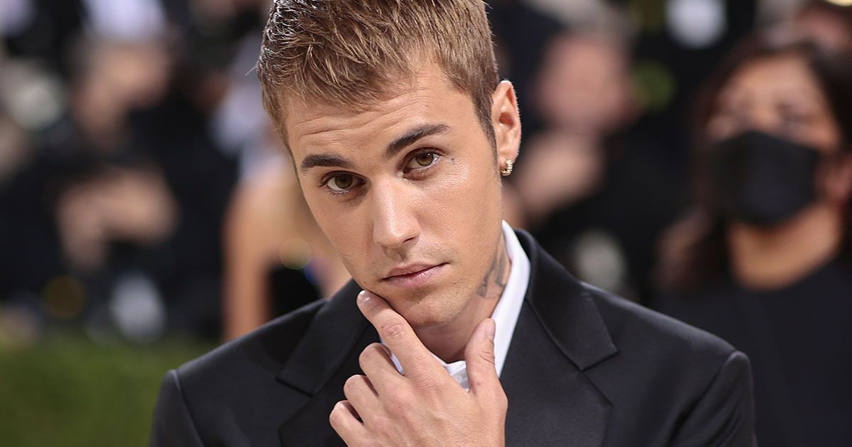 Justin Bieber slams H&M's 'trash' merchandise using…