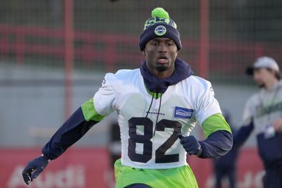 Seahawks signing WR Laquon Treadwell to their active roster