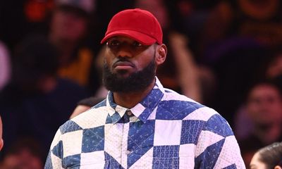 LeBron James on how A.D.’s injury may affect Lakers’ trade choices