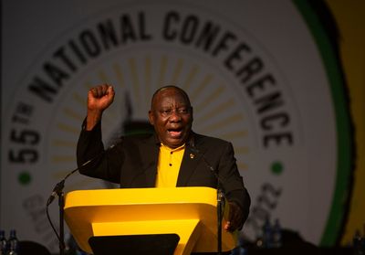 South African leader urges his ANC party to fight corruption