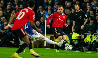 Manchester United extend contracts of Rashford, Shaw, Dalot and Fred