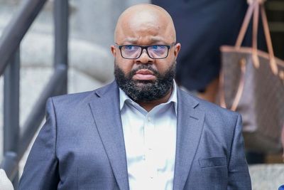 R Kelly’s former manager sentenced to prison over shooting threat hoax to stop screening about disgraced star