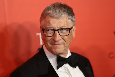 Bill Gates derides Elon Musk for using a 'seat-of-the-pants' management style at Twitter